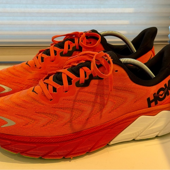 Hoka Arahi 6 Orange Running Shoes Men’s Hoka One One Athletic Sneakers size 11D - Picture 3 of 8